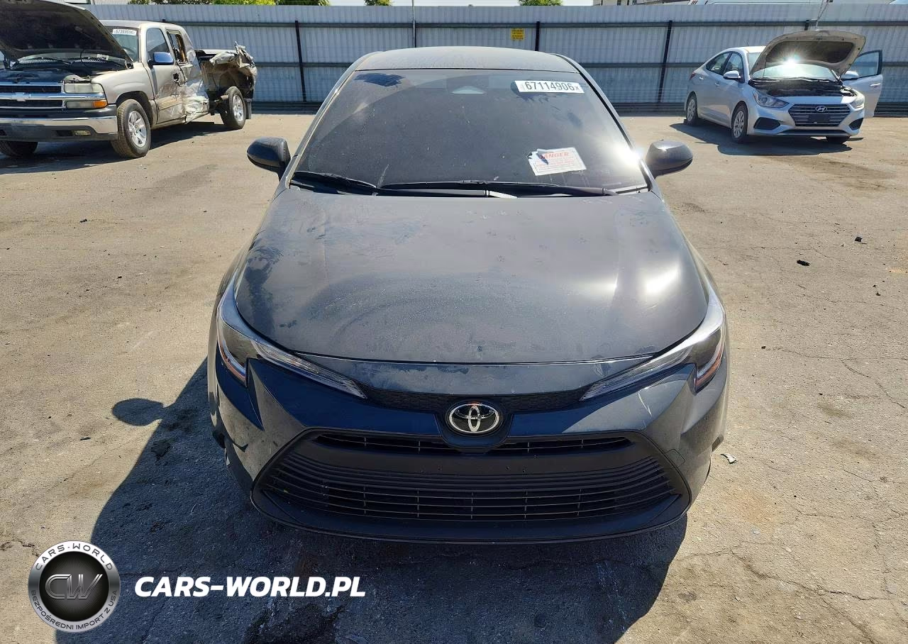 2026 Toyota Corolla Le VIN:JTDB4MEE4T3043719 - 5