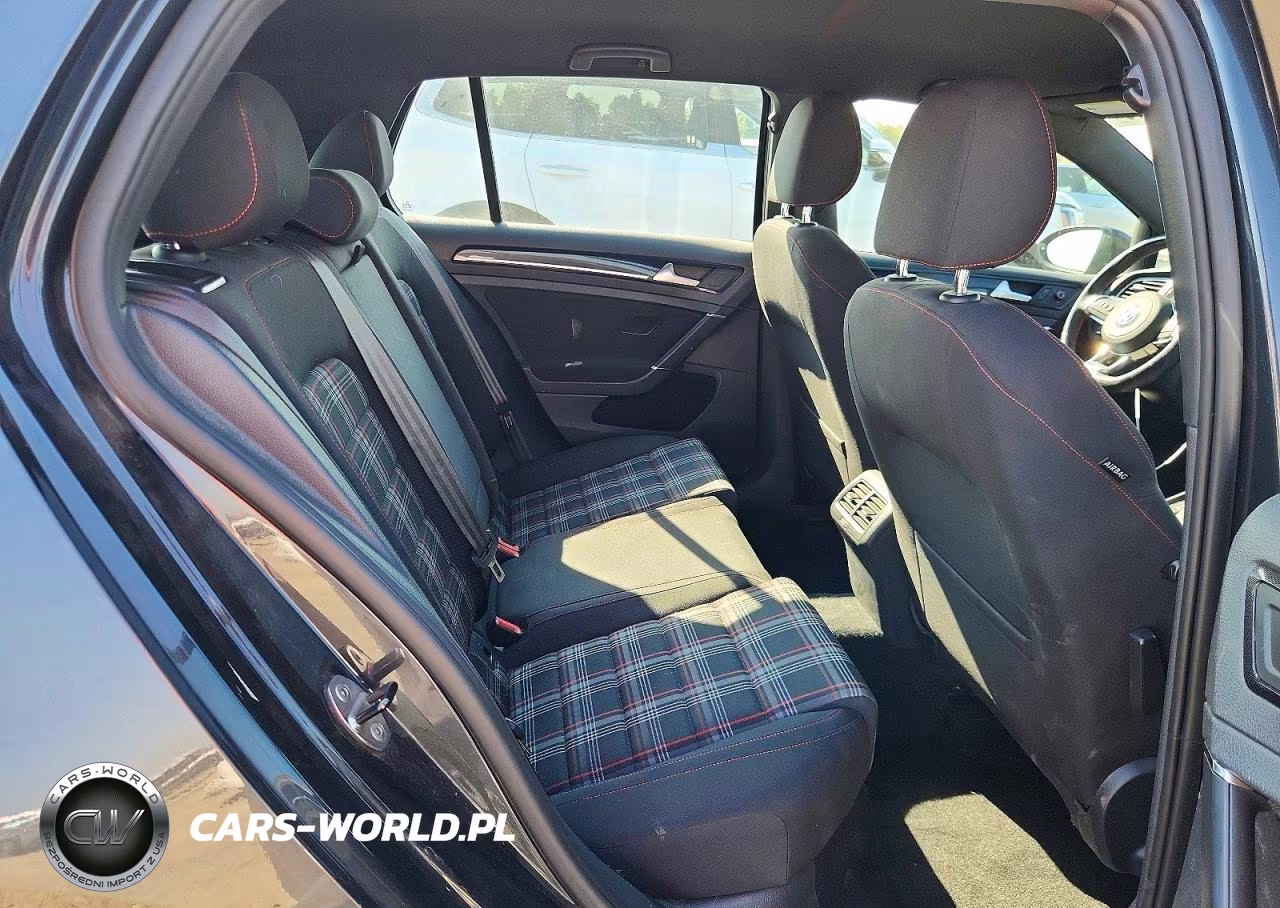 2015 Volkswagen Gti VIN:3VW5T7AU0FM092687 - 10