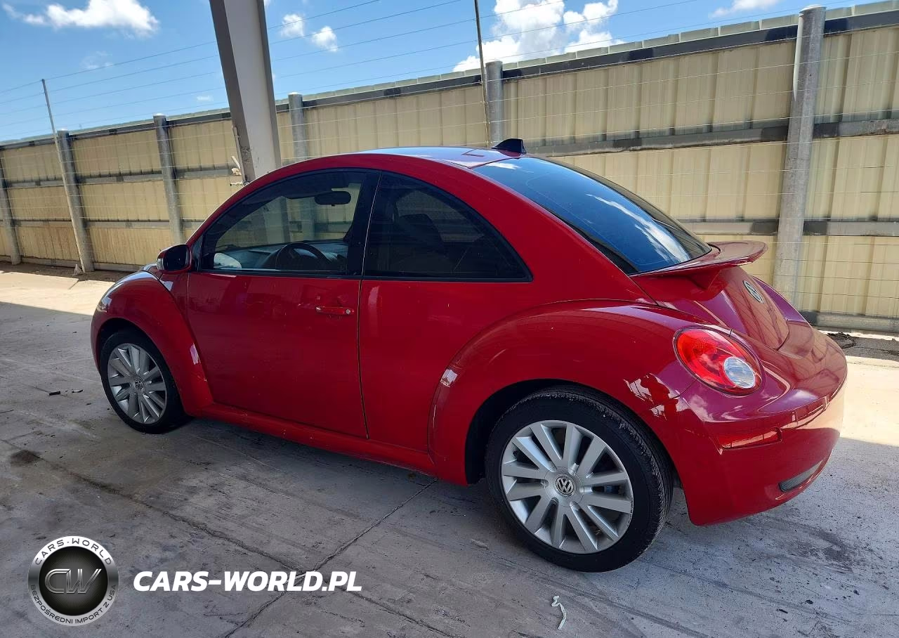 2008 Volkswagen New Beetle VIN:3VWRW31C98M524267 - 2