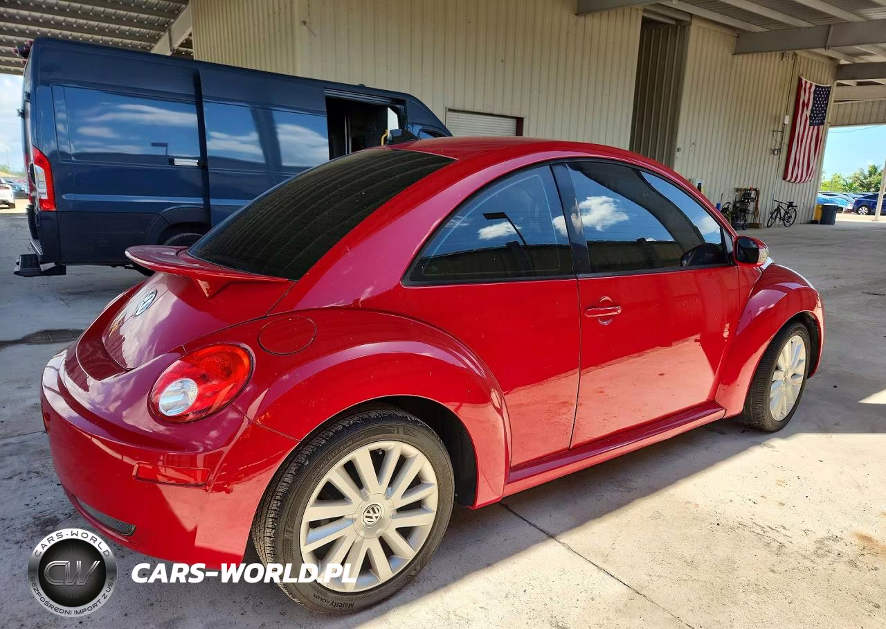 2008 Volkswagen New Beetle VIN:3VWRW31C98M524267 - 3