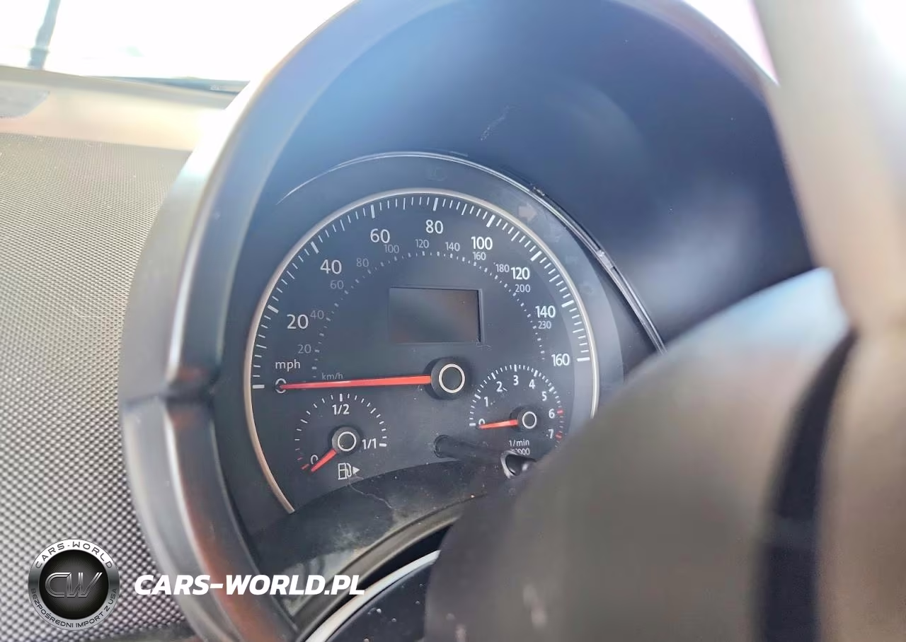 2008 Volkswagen New Beetle VIN:3VWRW31C98M524267 - 9
