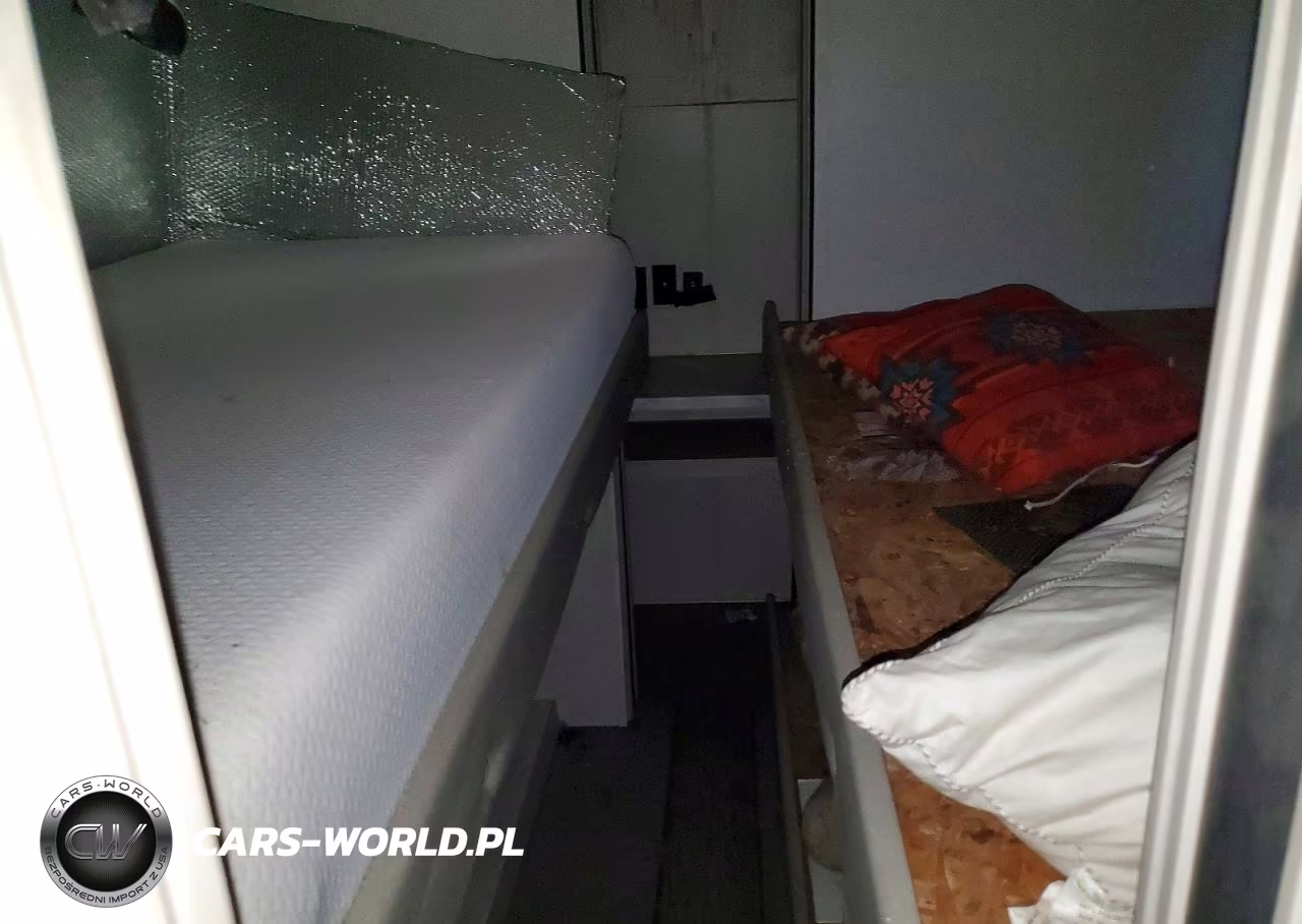 2022 Forest River East West Camper VIN:5ZT2SKWB8N9008839 - 6