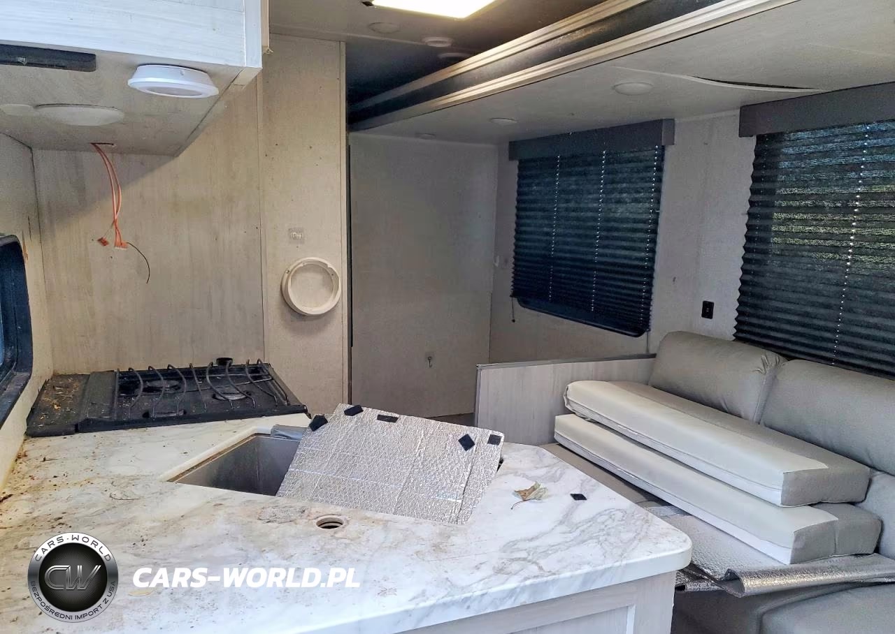 2022 Forest River East West Camper VIN:5ZT2SKWB8N9008839 - 8