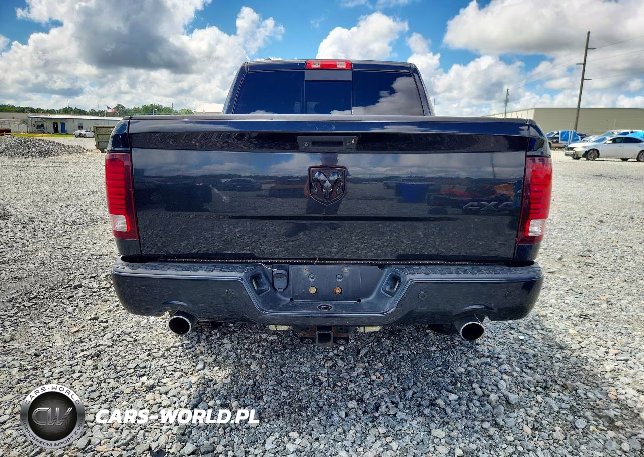 2017 Ram 1500 Sport VIN:1C6RR7MT7HS685826 - 6