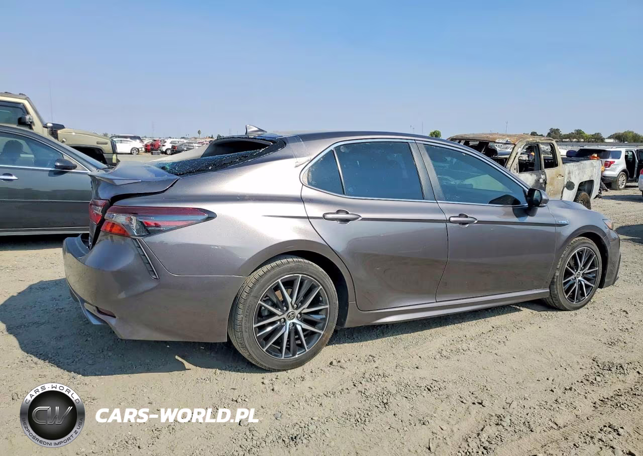 2021 Toyota Camry Se VIN:4T1G31AK2MU031868 - 3