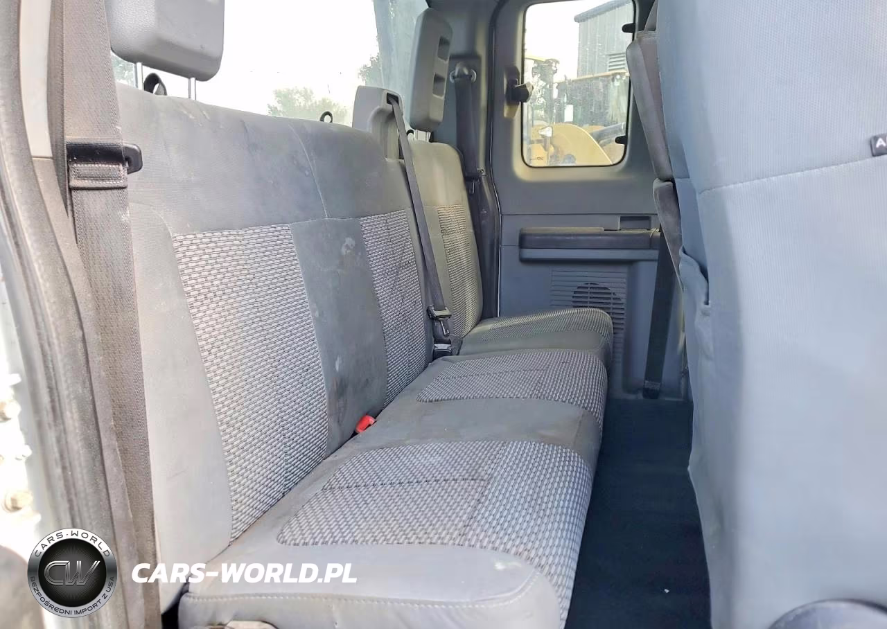 2013 Ford F250 Super Duty VIN:1FT7X2B67DEA13747 - 10