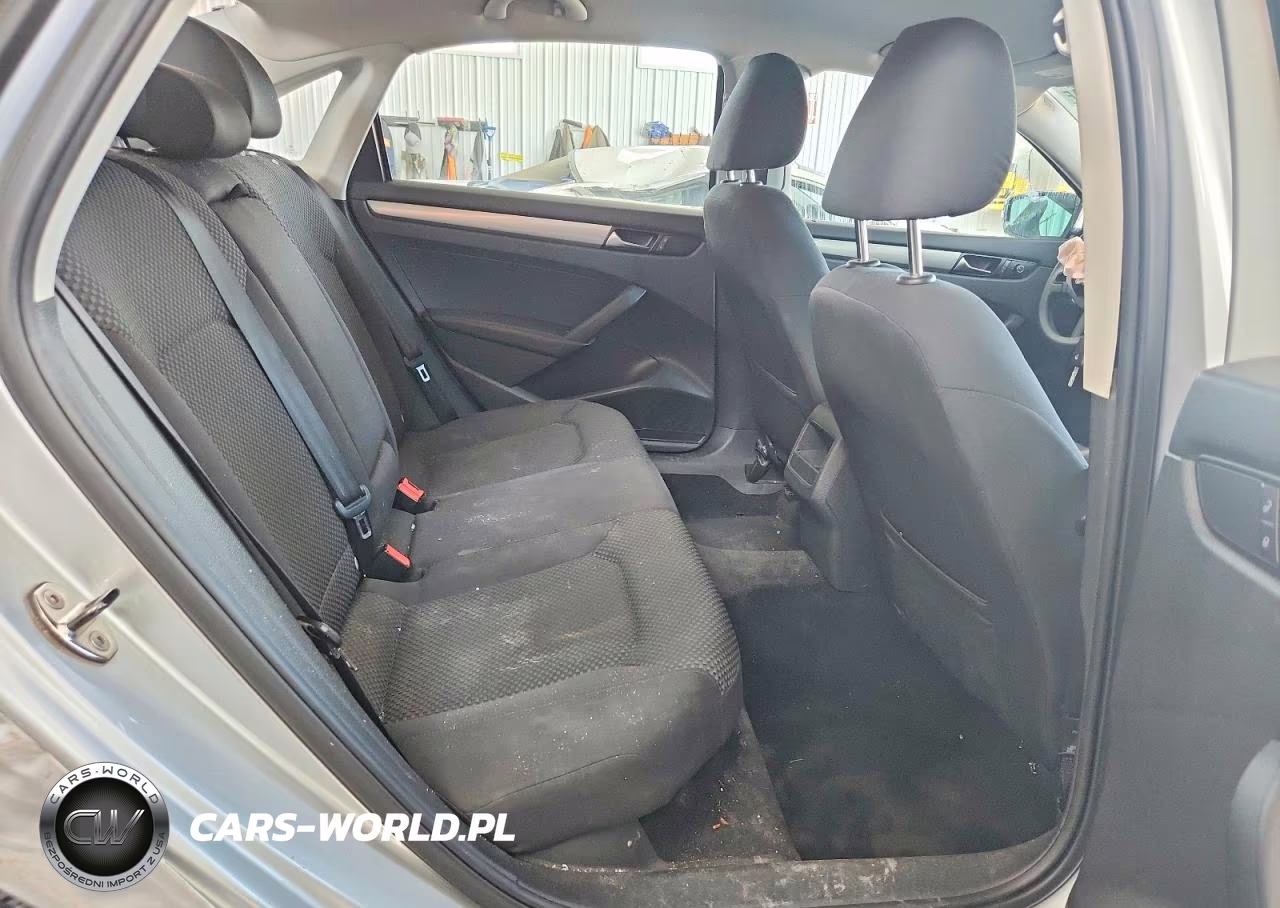 2013 Volkswagen Passat S VIN:1VWAP7A30DC031221 - 10