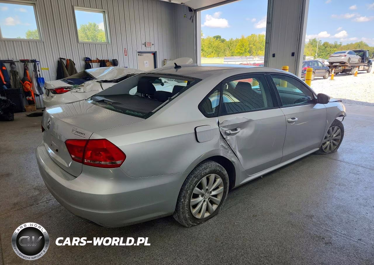 2013 Volkswagen Passat S VIN:1VWAP7A30DC031221 - 3