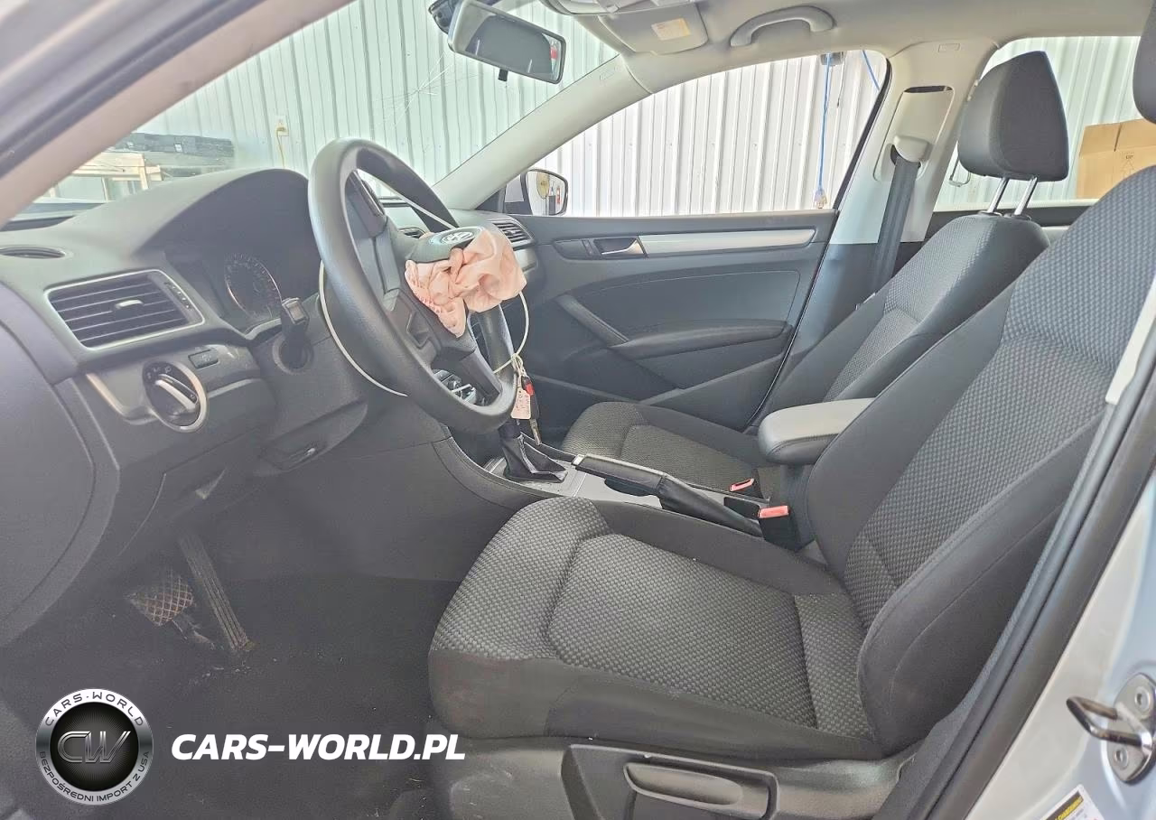 2013 Volkswagen Passat S VIN:1VWAP7A30DC031221 - 7
