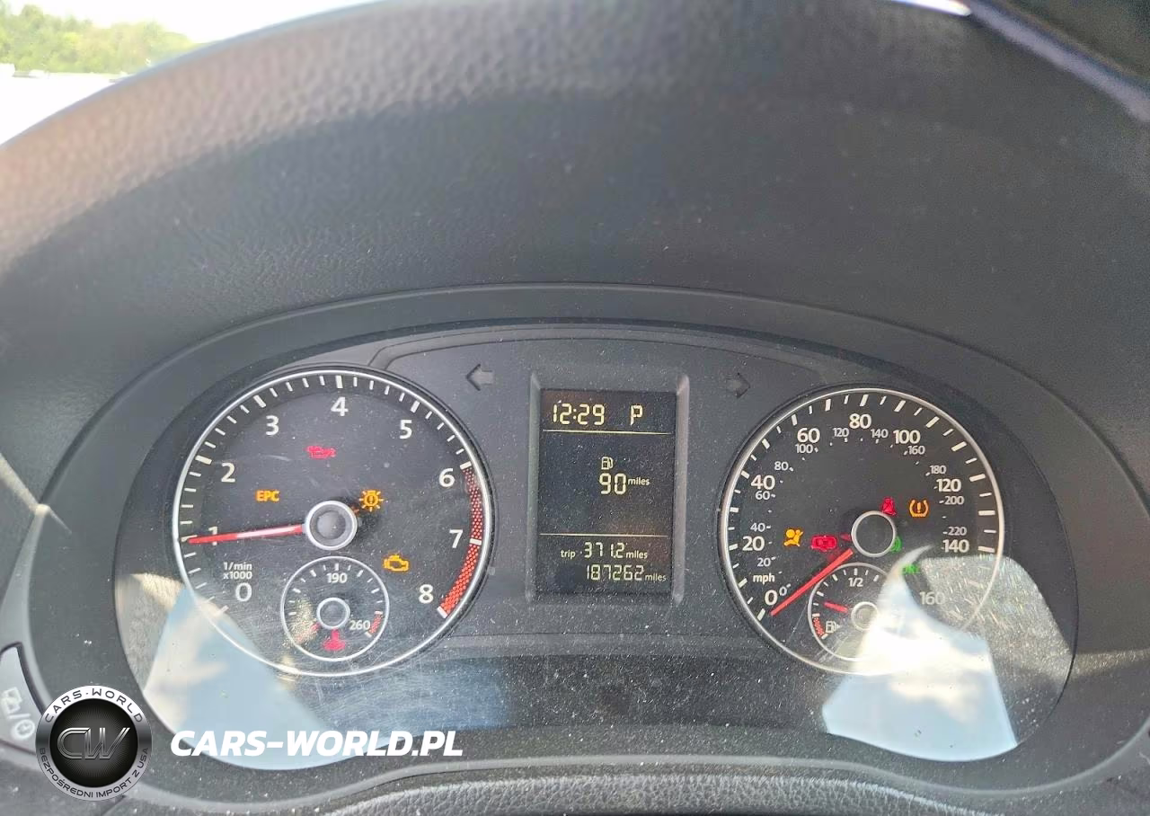 2013 Volkswagen Passat S VIN:1VWAP7A30DC031221 - 9