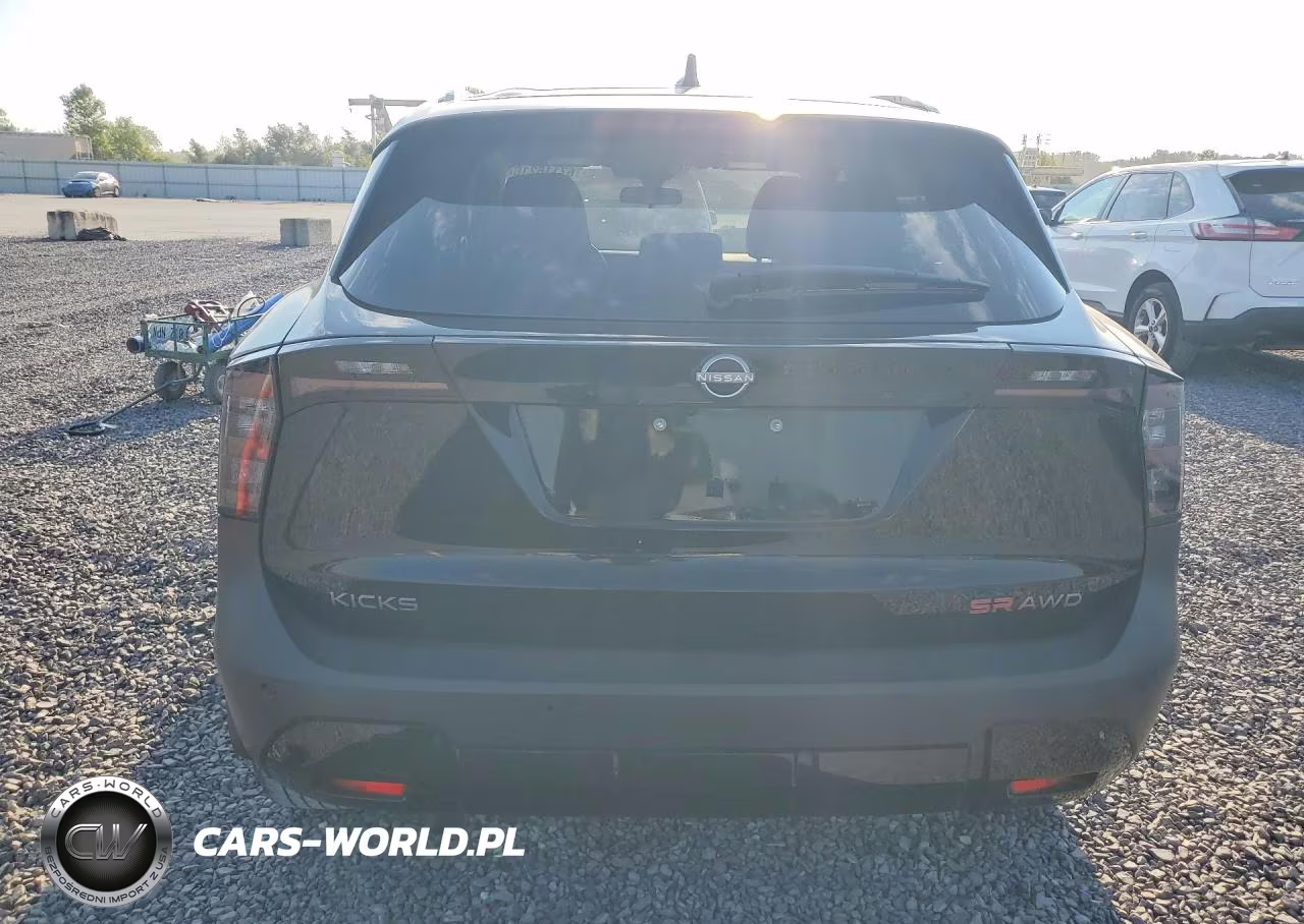 2025 Nissan Kicks Sr VIN:3N8AP6DB3SL319823 - 6