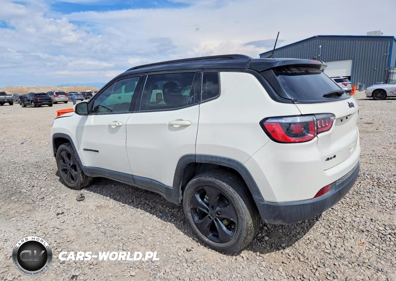 2018 Jeep Compass Latitude VIN:3C4NJDBB2JT394386 - 2