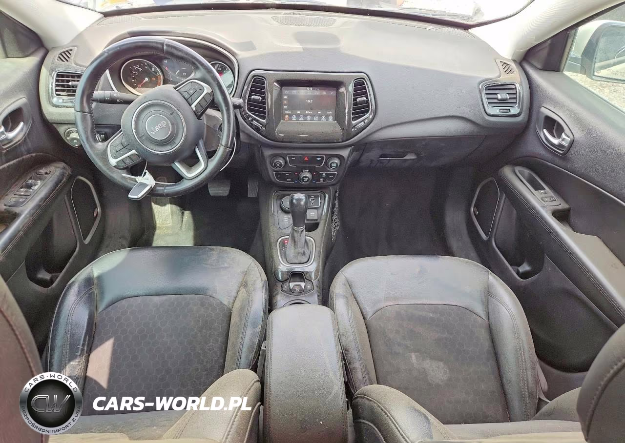 2018 Jeep Compass Latitude VIN:3C4NJDBB2JT394386 - 8