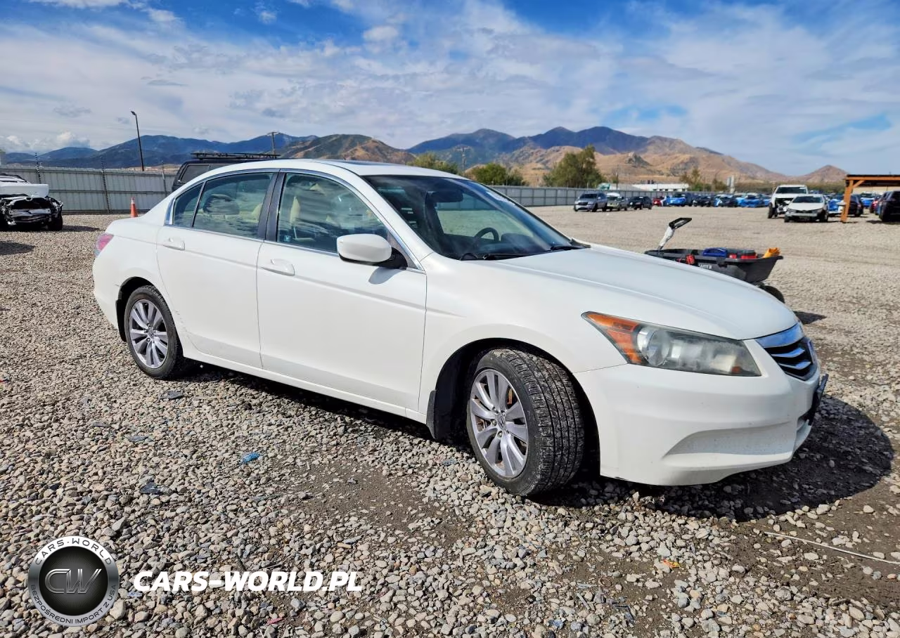 2011 Honda Accord Ex VIN:1HGCP2F70BA033488 - 4