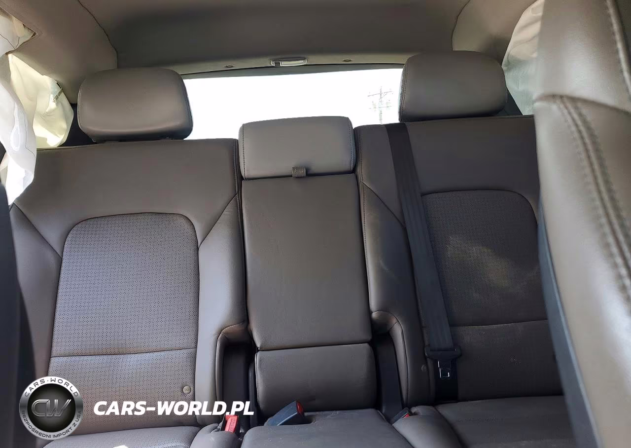 2014 Hyundai Santa Fe Sport 2.0T VIN:5XYZUDLA4EG169642 - 10