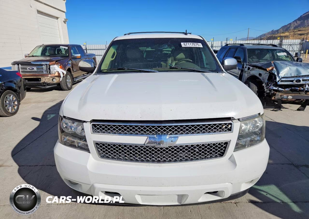 2010 Chevrolet Tahoe K1500 Ltz VIN:1GNUKCE04AR113623 - 5