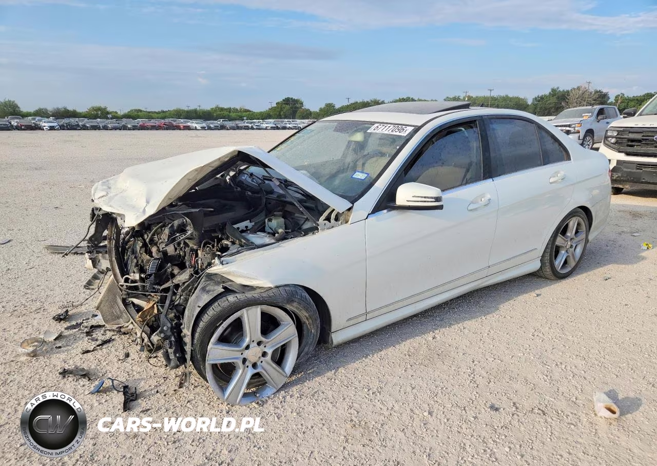 2011 Mercedes-Benz C 300