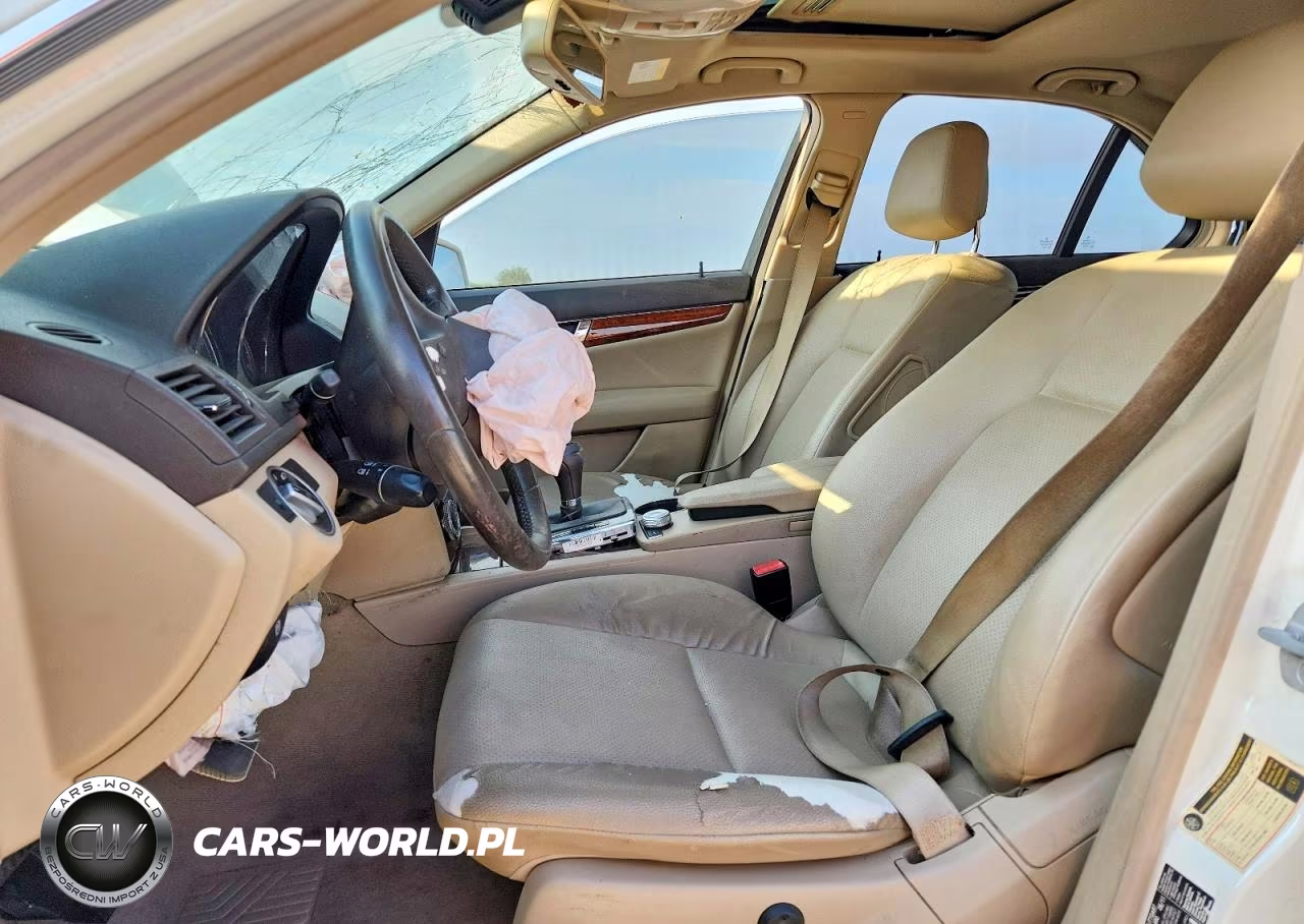 2011 Mercedes-Benz C 300 VIN:WDDGF5EB1BR178976 - 7