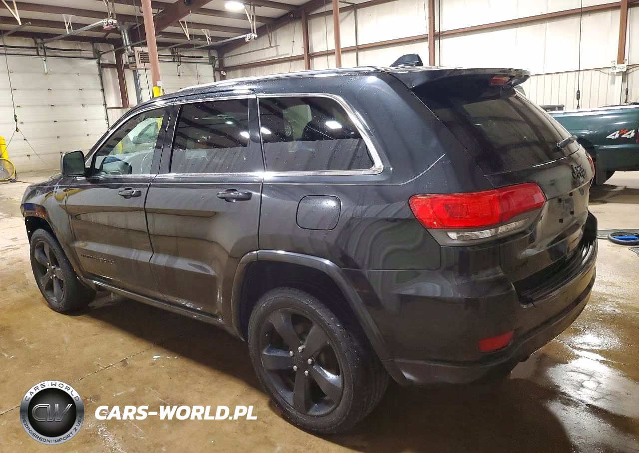 2015 Jeep Grand Cherokee Laredo VIN:1C4RJFAG2FC757184 - 2