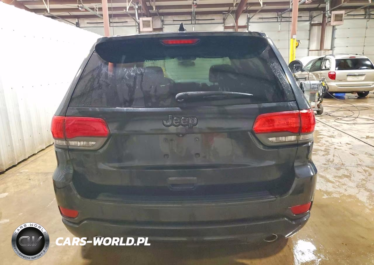 2015 Jeep Grand Cherokee Laredo VIN:1C4RJFAG2FC757184 - 6