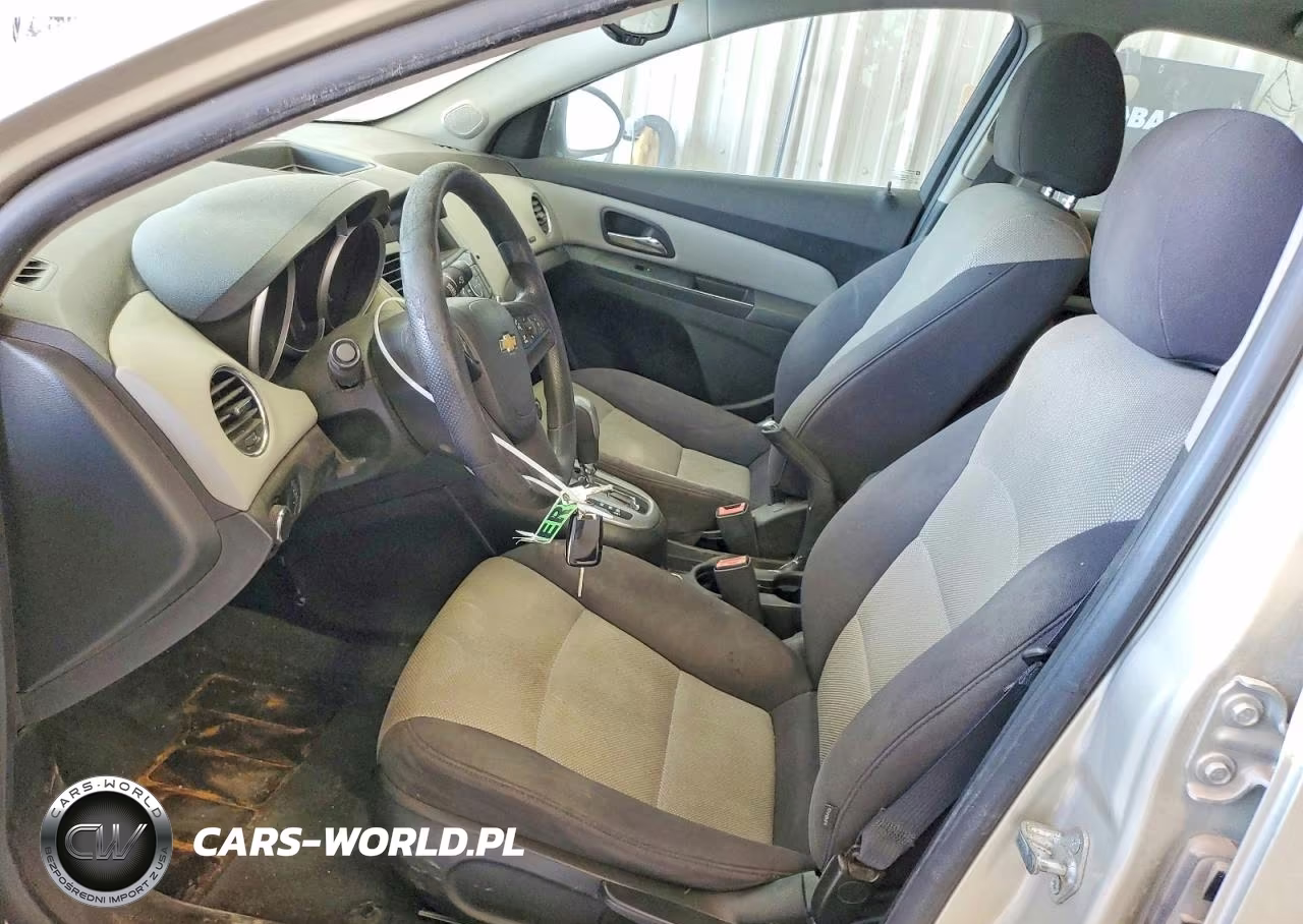 2013 Chevrolet Cruze Ls VIN:1G1PA5SH2D7120142 - 7
