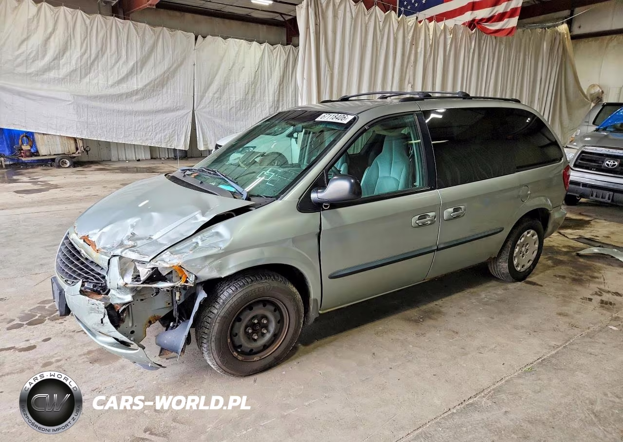 2004 Chrysler Town & Country
