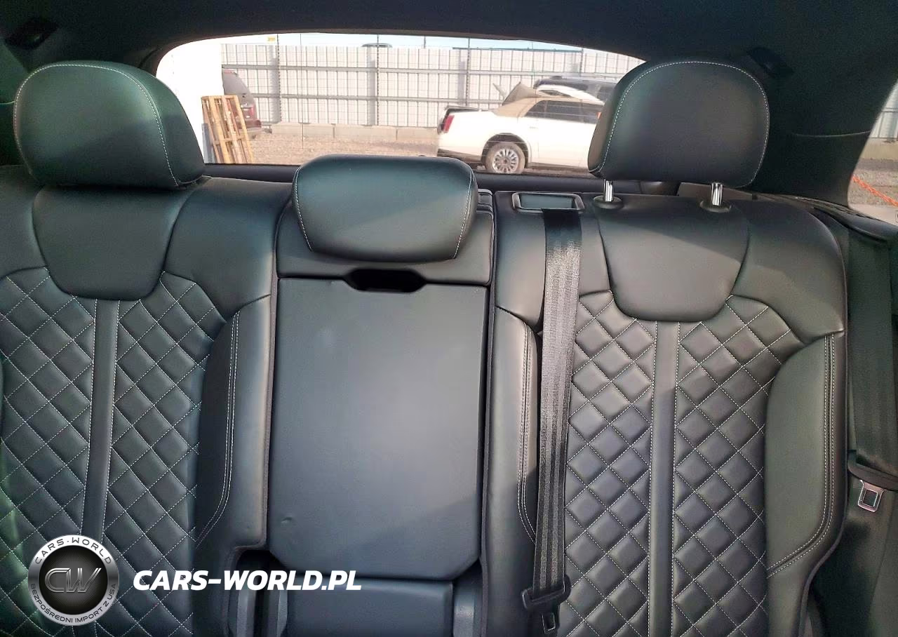 2018 Audi Sq5 Premium Plus VIN:WA1A4AFY5J2036066 - 10