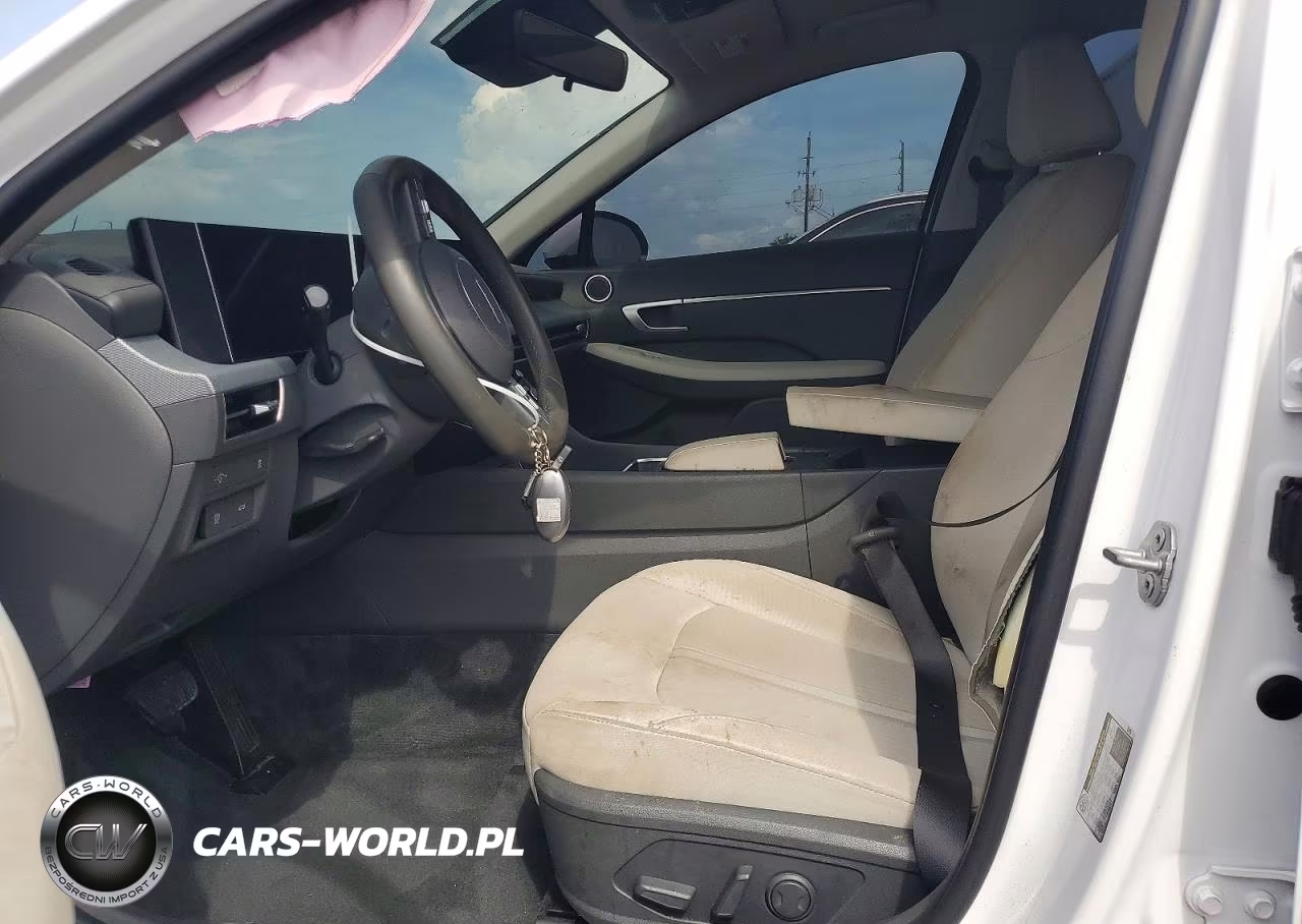 2026 Hyundai Sonata Sel Sport VIN:KMHL64JA2TA527879 - 7
