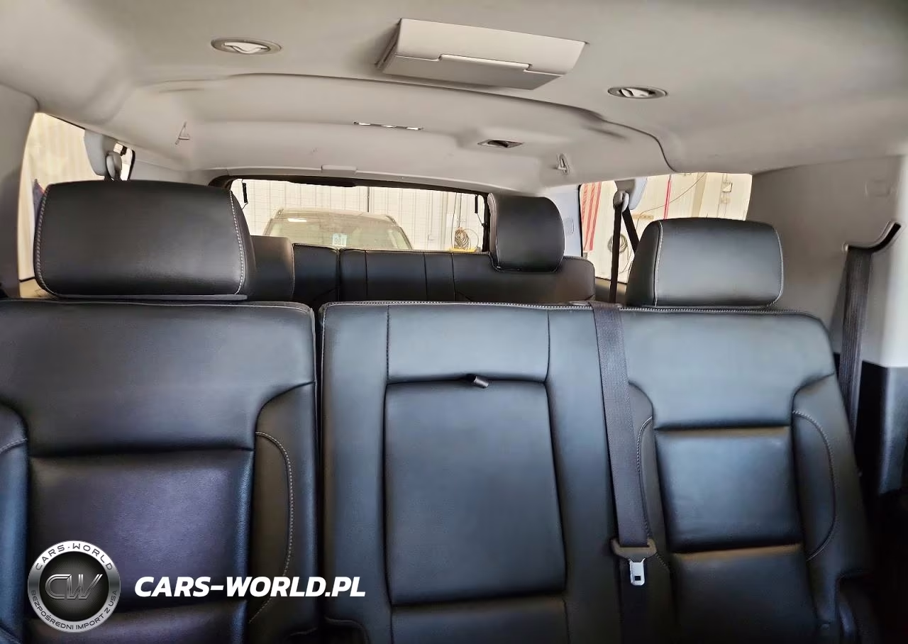 2018 Chevrolet Suburban K1500 Lt VIN:1GNSKHKCXJR327647 - 10