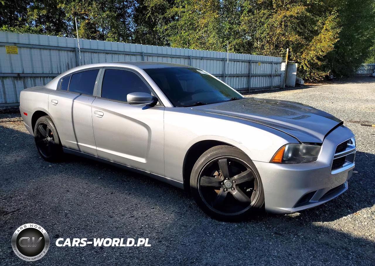 2011 Dodge Charger VIN:2B3CL3CG6BH524123 - 4