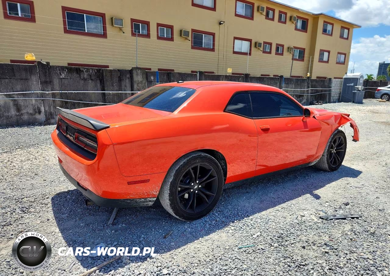 2017 Dodge Challenger Sxt VIN:2C3CDZAG3HH531898 - 3