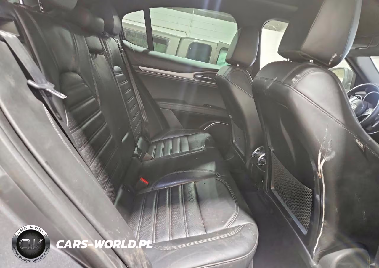 2019 Alfa Romeo Stelvio Ti VIN:ZASPAKBN7K7C41474 - 11