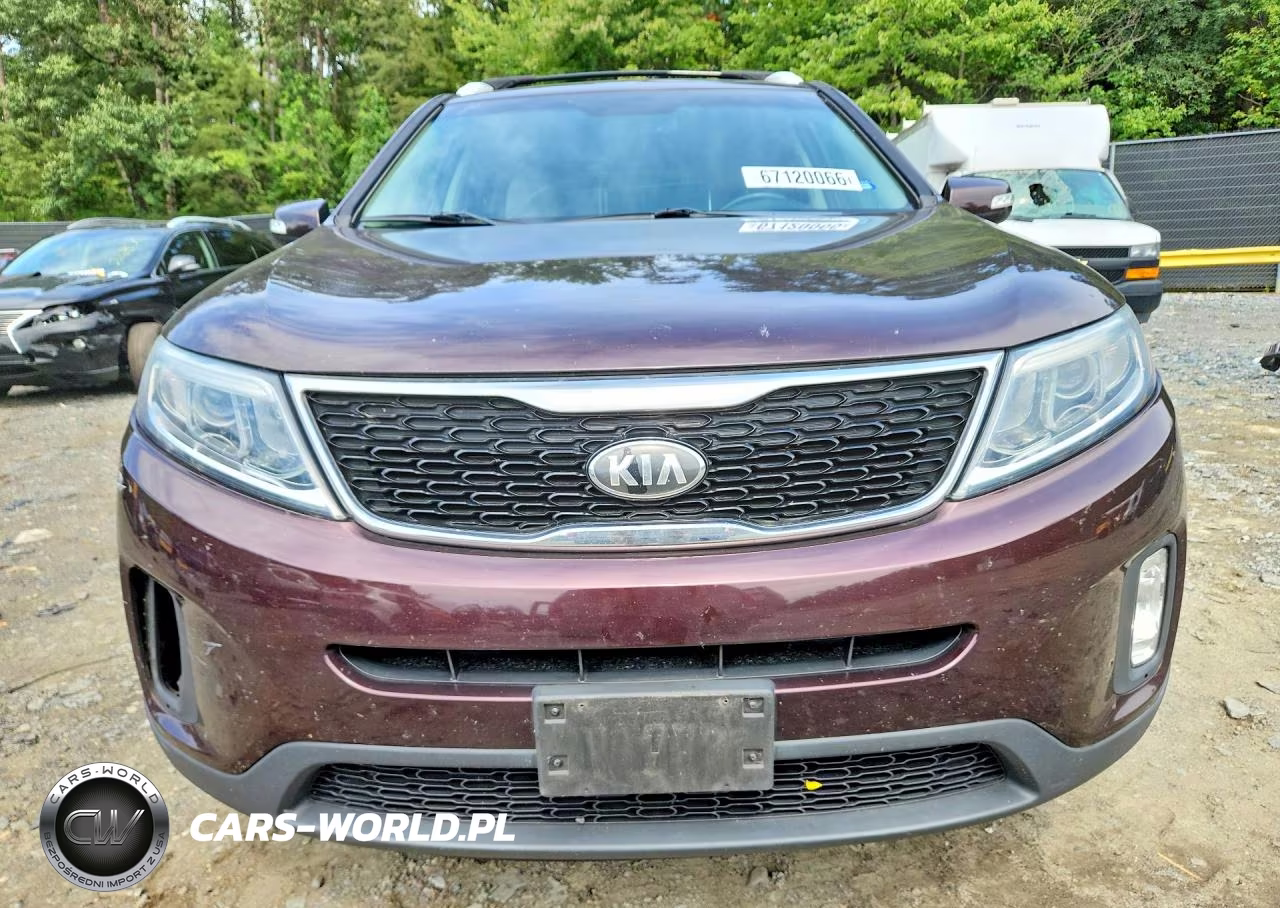 2015 Kia Sorento Lx VIN:5XYKT4A77FG573807 - 5