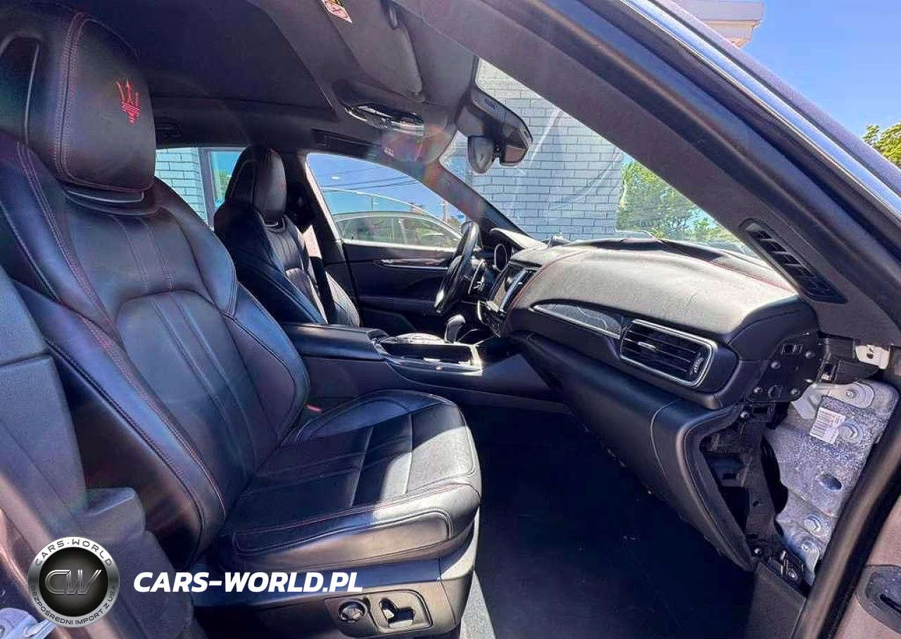 2018 Maserati Levante S Sport VIN:ZN661YUS3JX269795 - 5