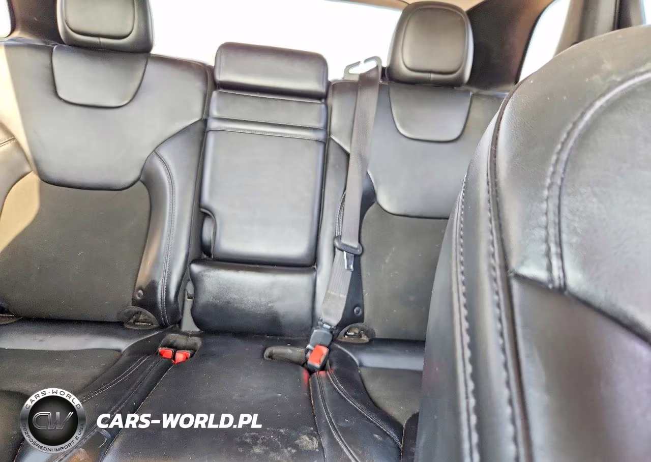 2019 Jeep Cherokee Latitude Plus VIN:1C4PJMLB2KD212961 - 10