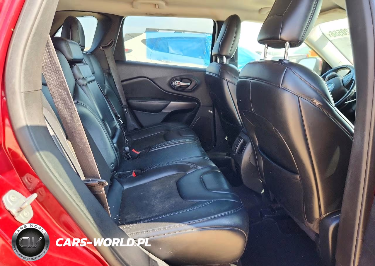 2019 Jeep Cherokee Latitude Plus VIN:1C4PJMLB2KD212961 - 11