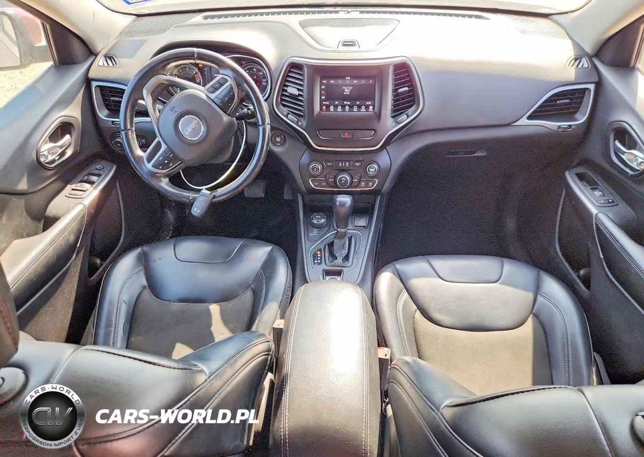 2019 Jeep Cherokee Latitude Plus VIN:1C4PJMLB2KD212961 - 8