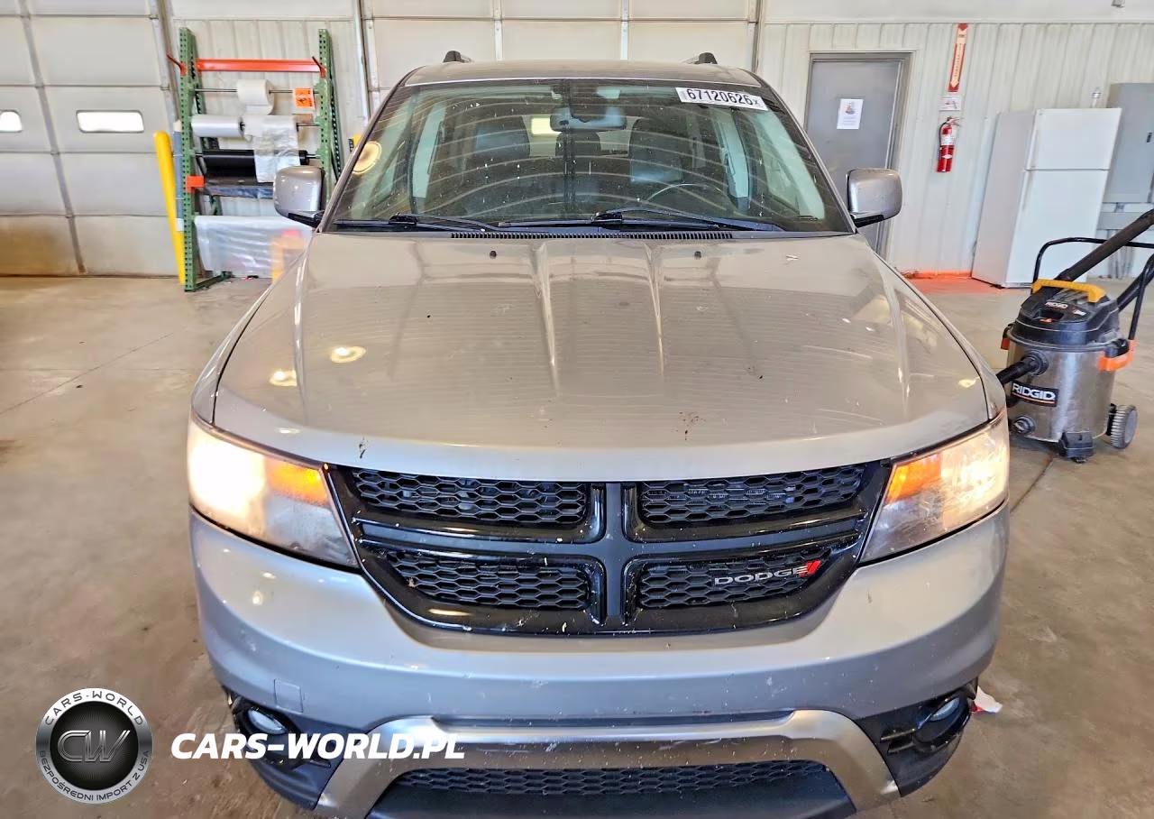 2018 Dodge Journey Crossroad VIN:3C4PDCGG0JT516046 - 5