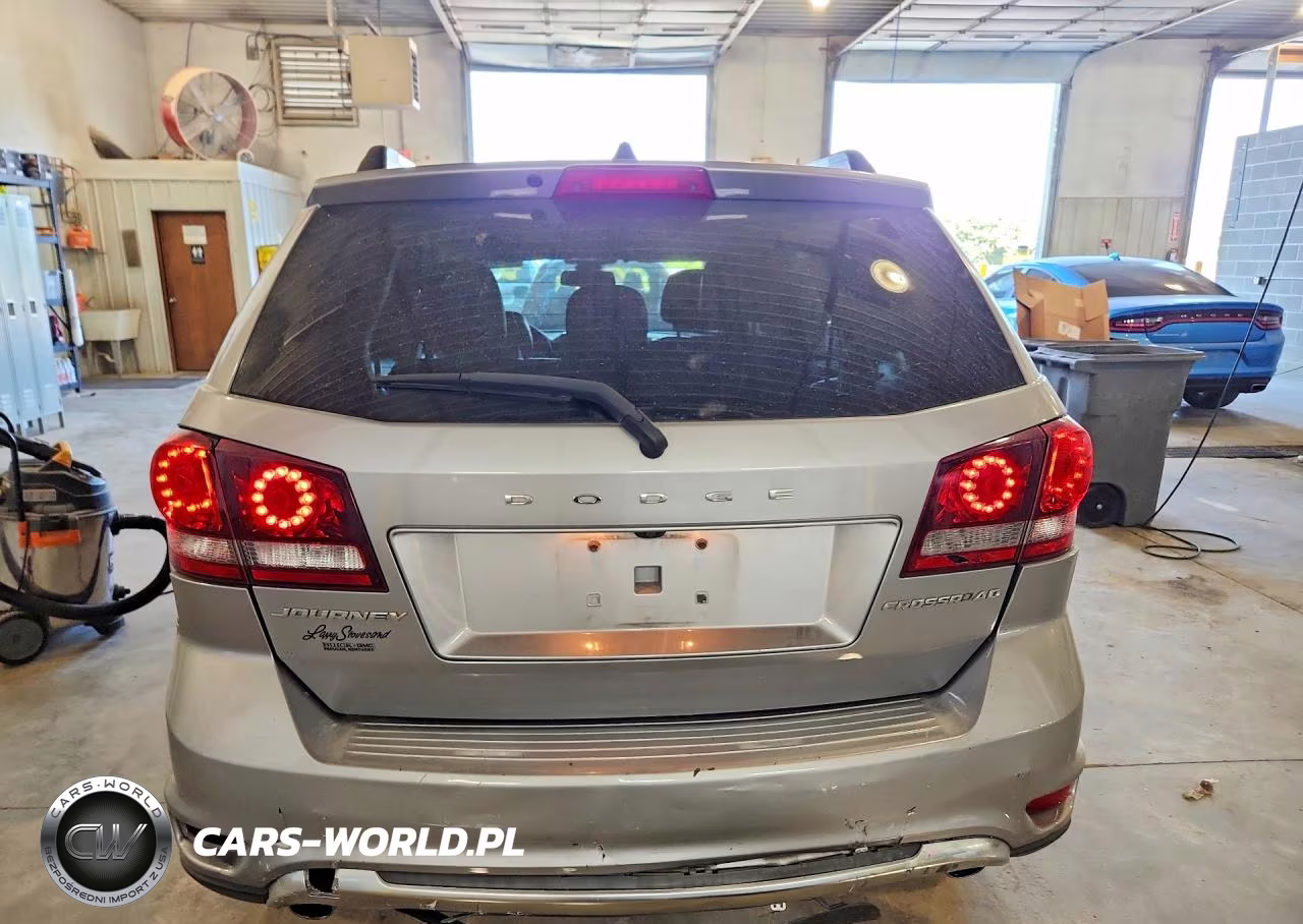 2018 Dodge Journey Crossroad VIN:3C4PDCGG0JT516046 - 6