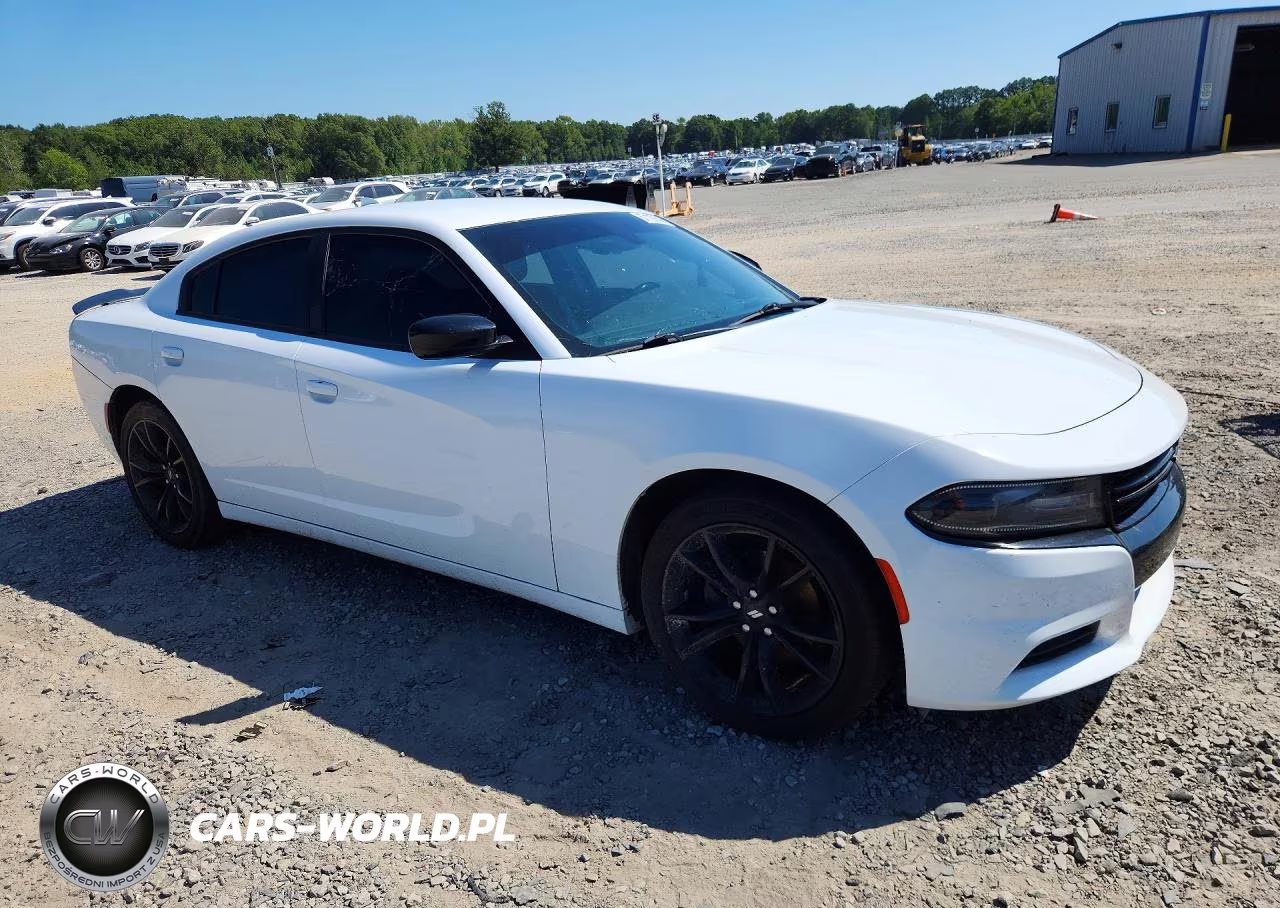 2018 Dodge Charger Sxt Plus VIN:2C3CDXHG3JH337176 - 4