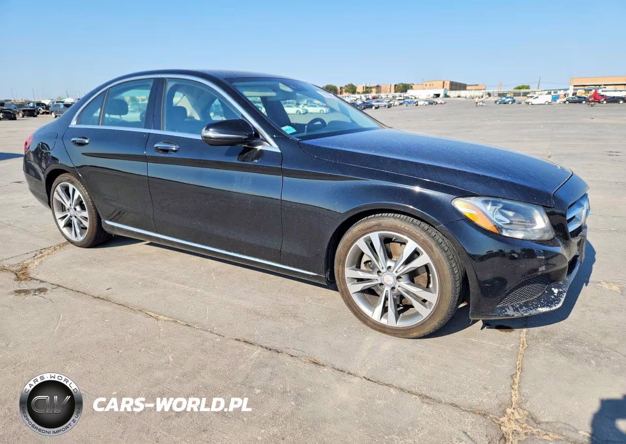 2016 Mercedes-Benz C 300 VIN:55SWF4JBXGU155942 - 4