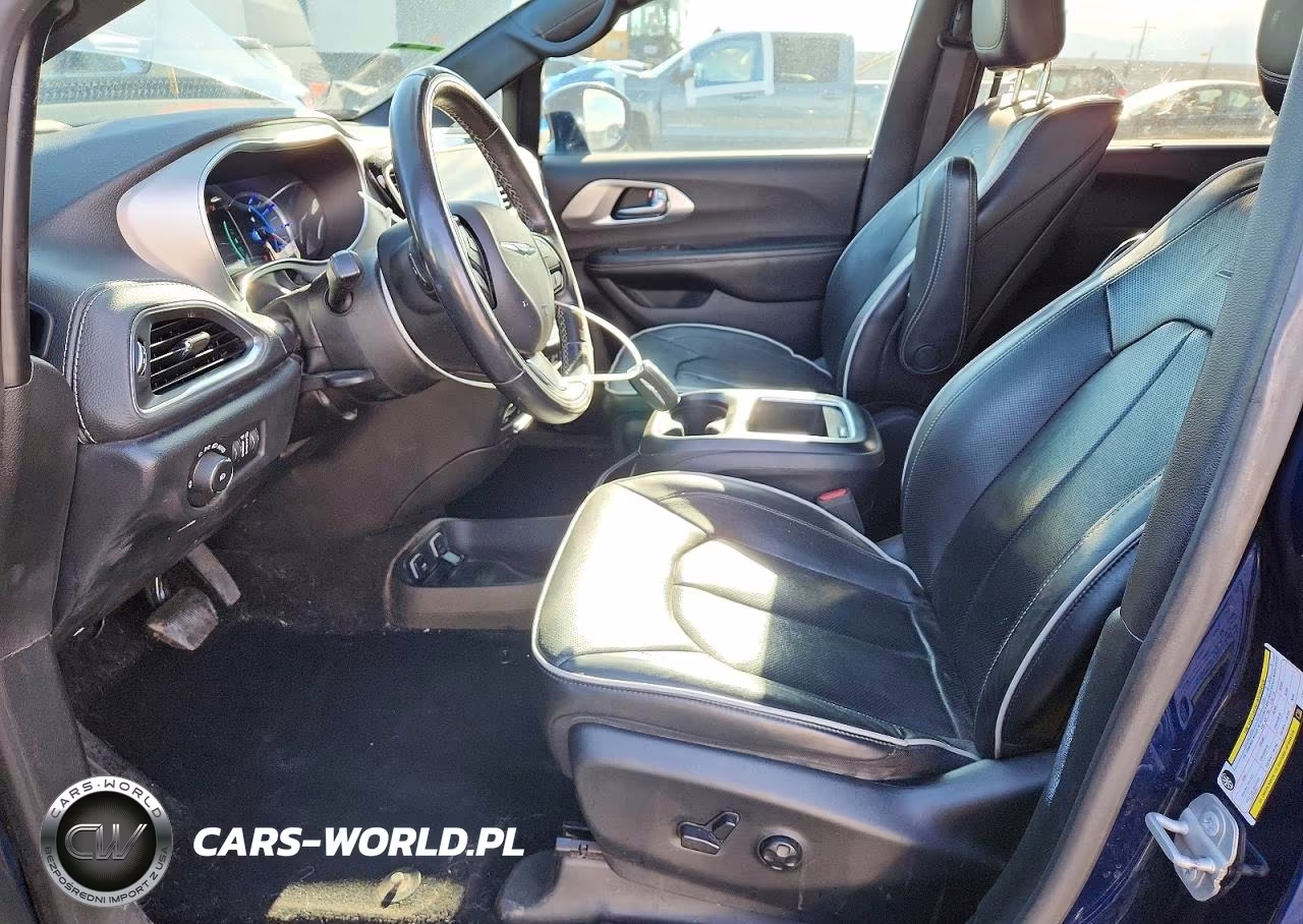 2020 Chrysler Pacifica Hybrid Limited VIN:2C4RC1N79LR200606 - 7