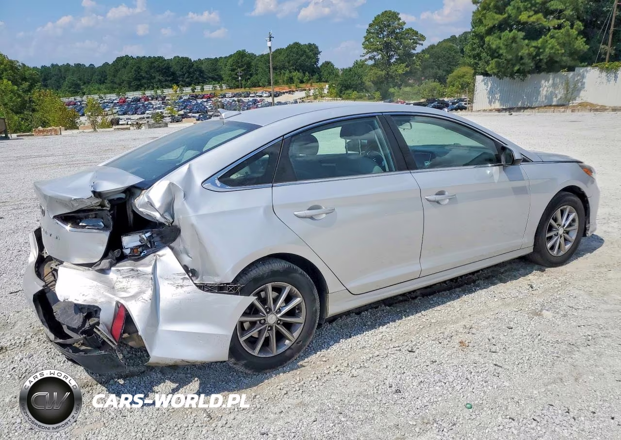2018 Hyundai Sonata Se VIN:5NPE24AF0JH699516 - 3