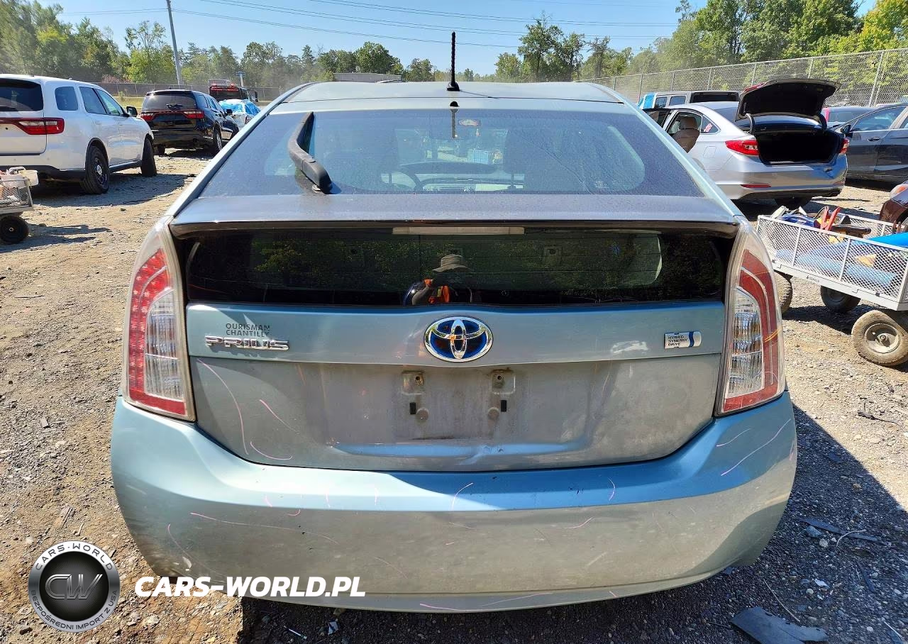 2014 Toyota Prius Two VIN:JTDKN3DU3E1759882 - 6