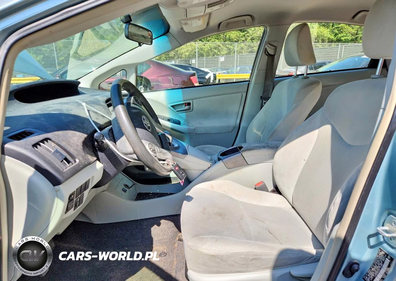 2014 Toyota Prius Two VIN:JTDKN3DU3E1759882 - 7