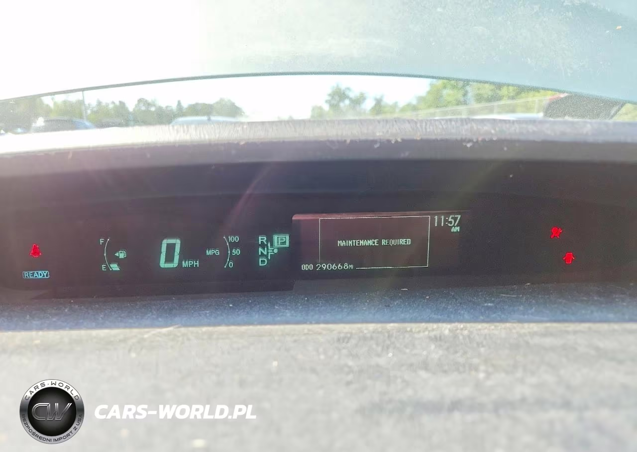 2014 Toyota Prius Two VIN:JTDKN3DU3E1759882 - 9