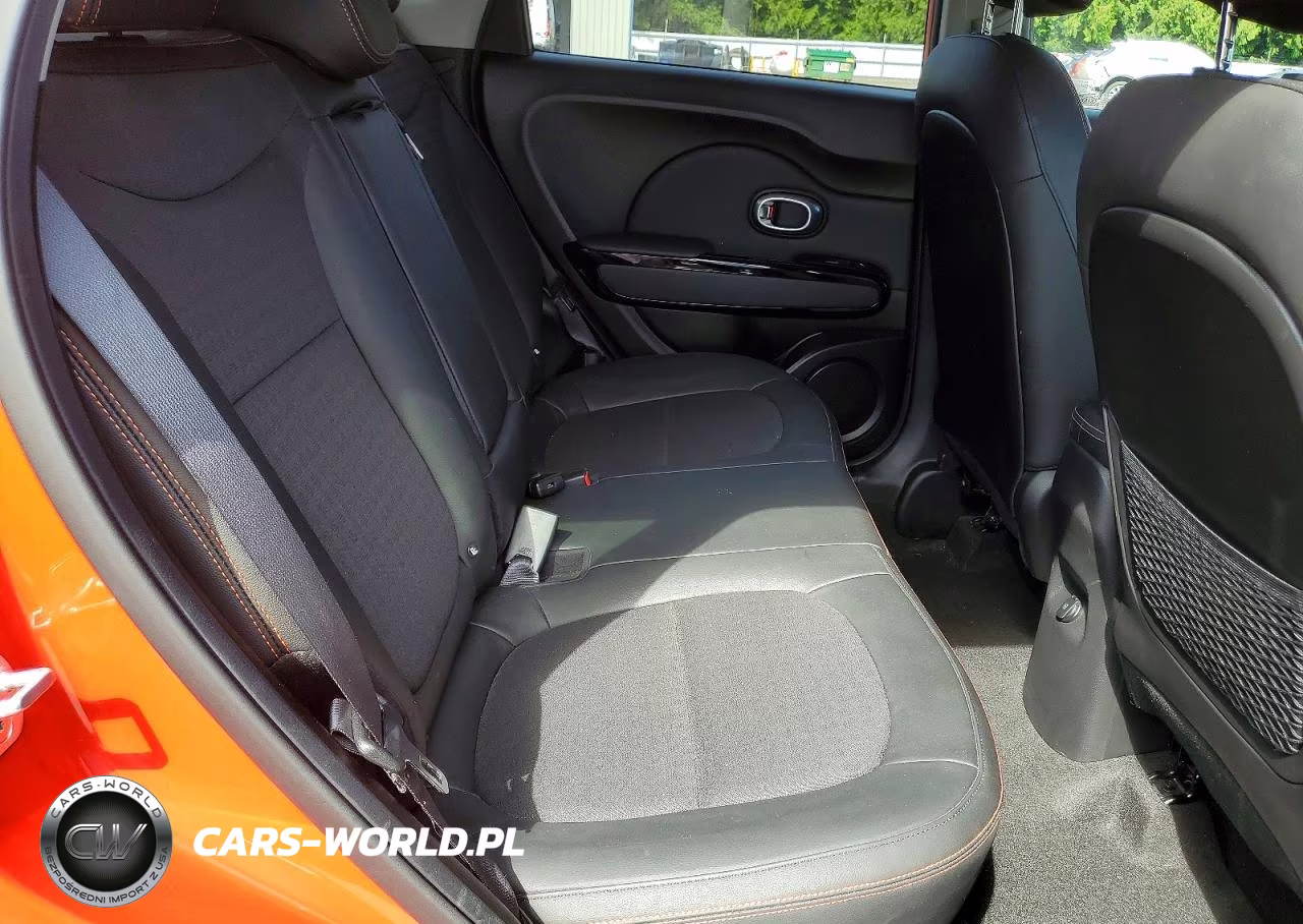 2018 Kia Soul ! VIN:KNDJX3AA6J7551745 - 11