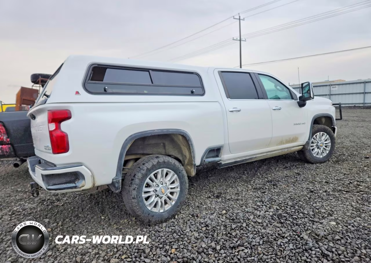 2022 Chevrolet Silverado K3500 High Country VIN:1GC4YVEY0NF310305 - 3