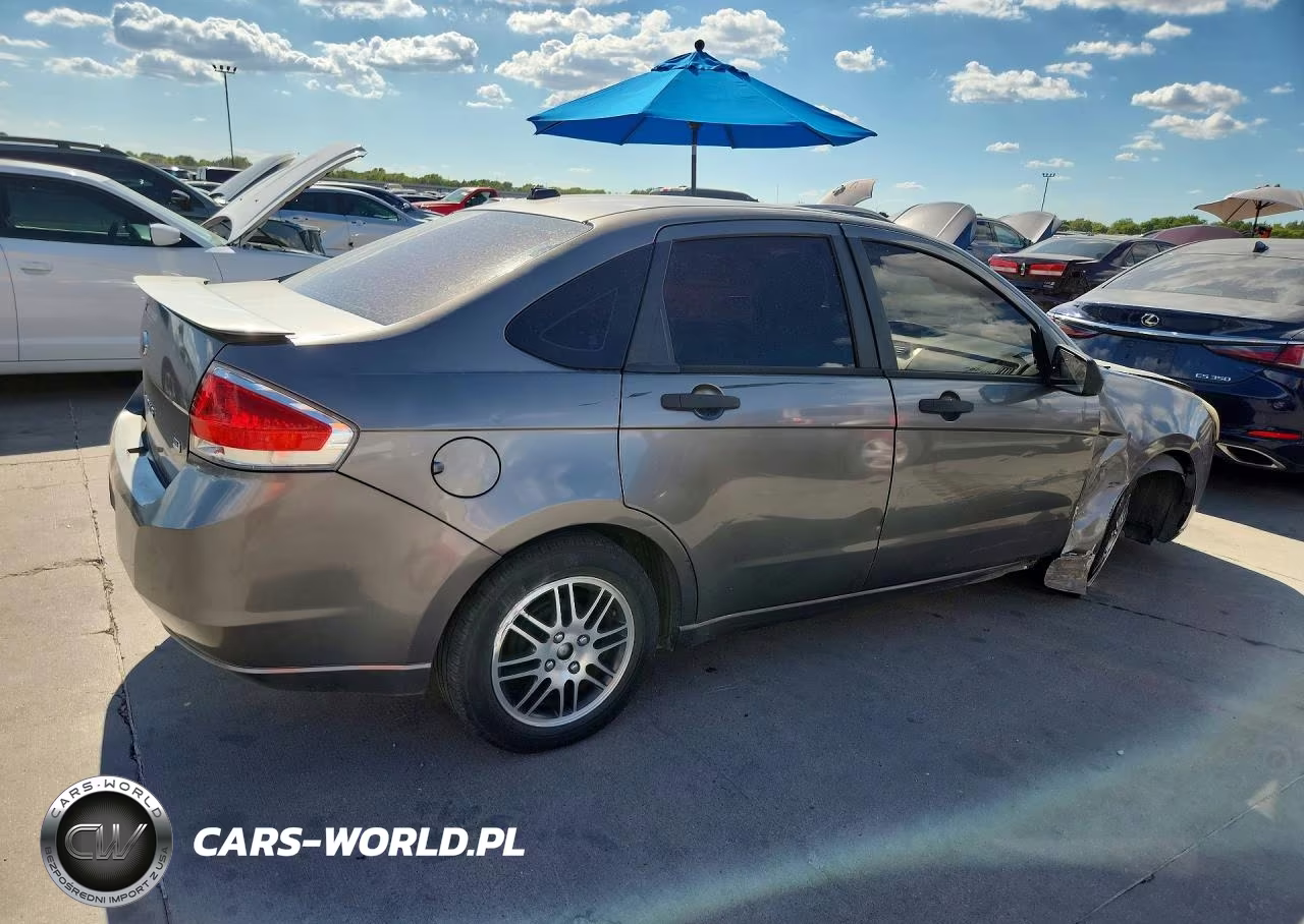 2011 Ford Focus Se VIN:1FAHP3FNXBW147595 - 3