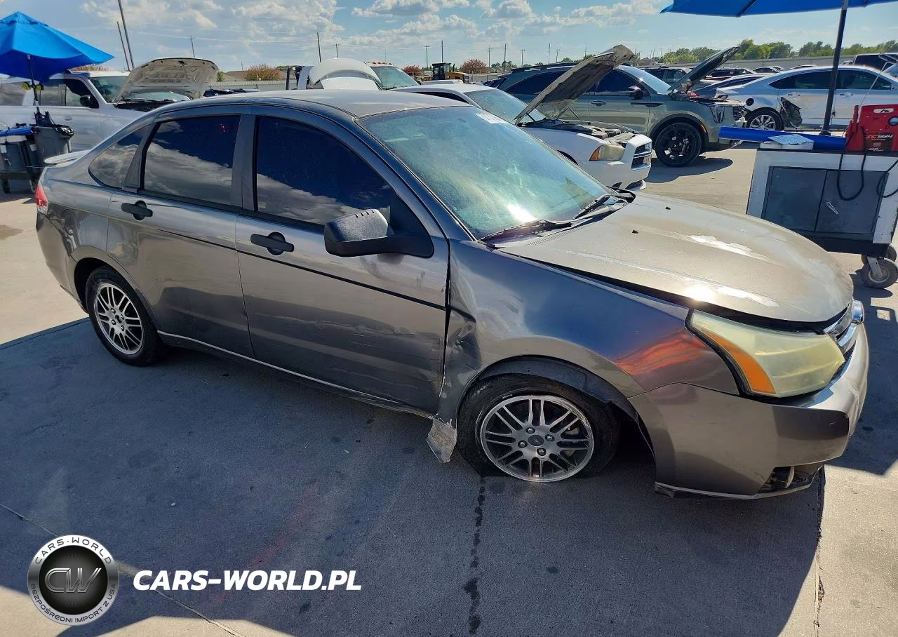 2011 Ford Focus Se VIN:1FAHP3FNXBW147595 - 4